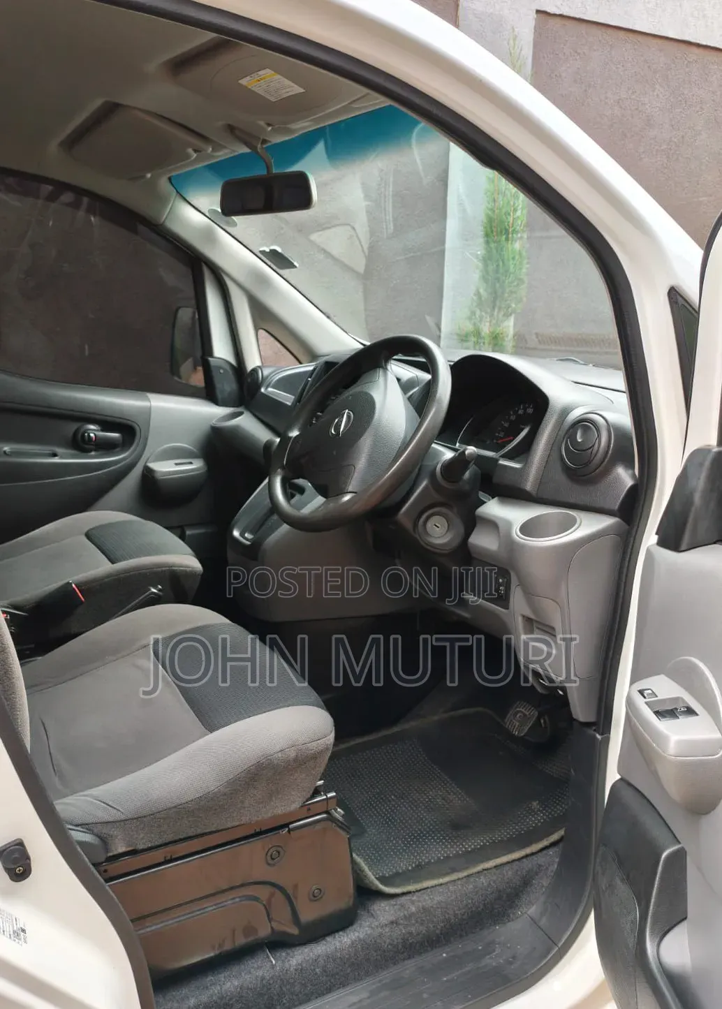 Nissan NV200 2015 White