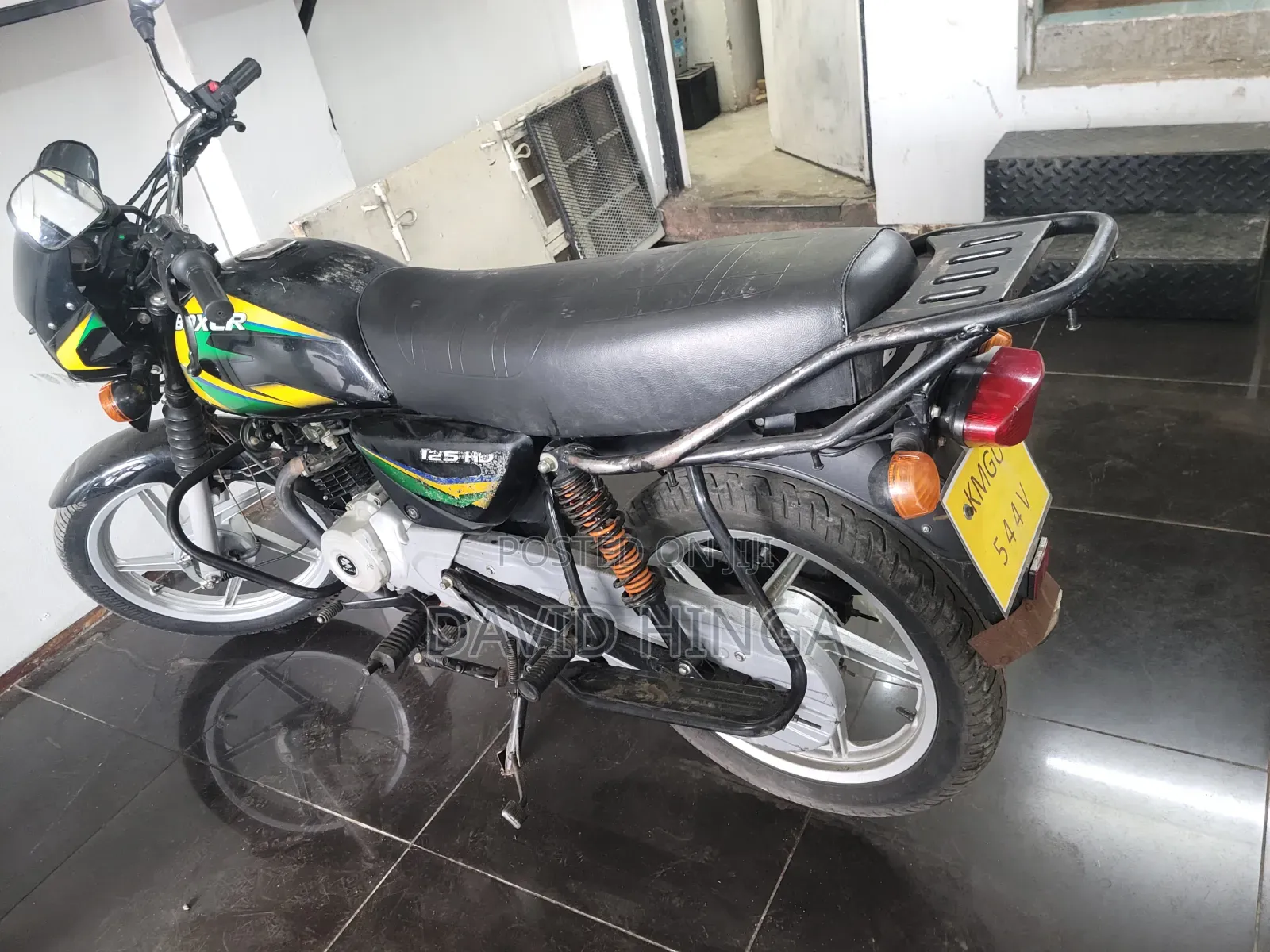Bajaj Boxer 125 2025 Black