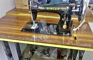 Realiable Complete Singer Sewing Machine With Imported Table