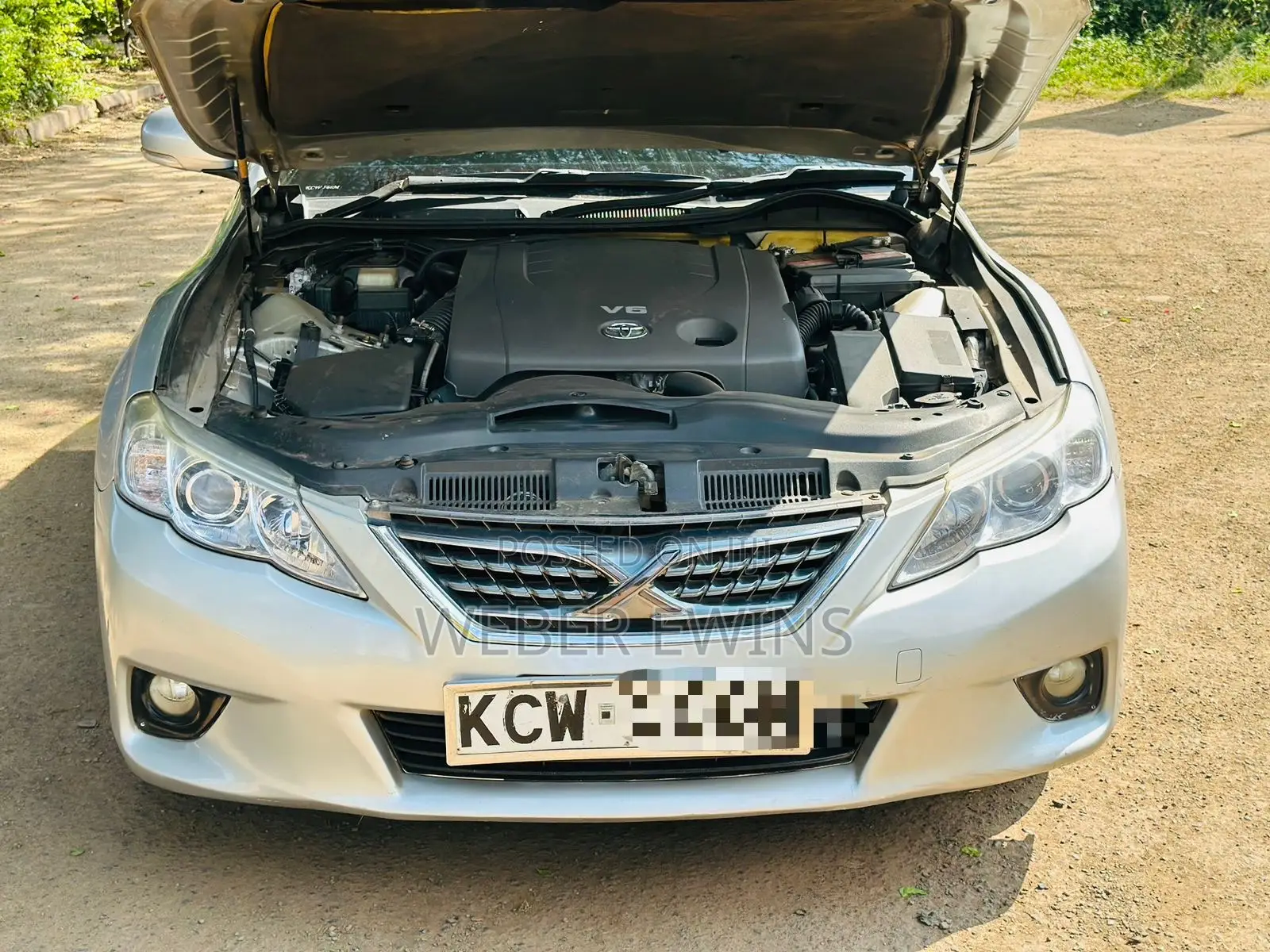 Toyota Mark X 2.5 AWD 2012 Gray