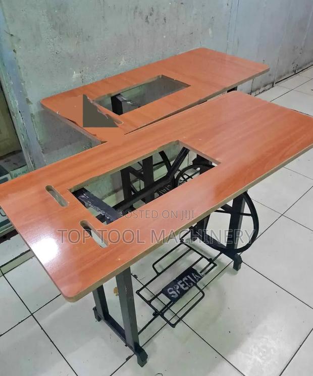 Best Singer Complete Sewing Machine With Local Table - thumbnail 2