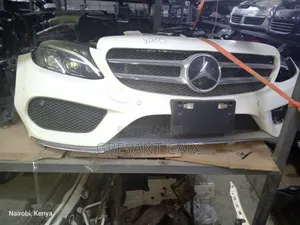 Mercedes W205 Nosecut