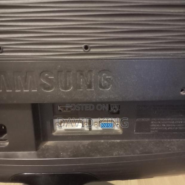 Samsung Monitor 24 Inches for Sale - thumbnail 3