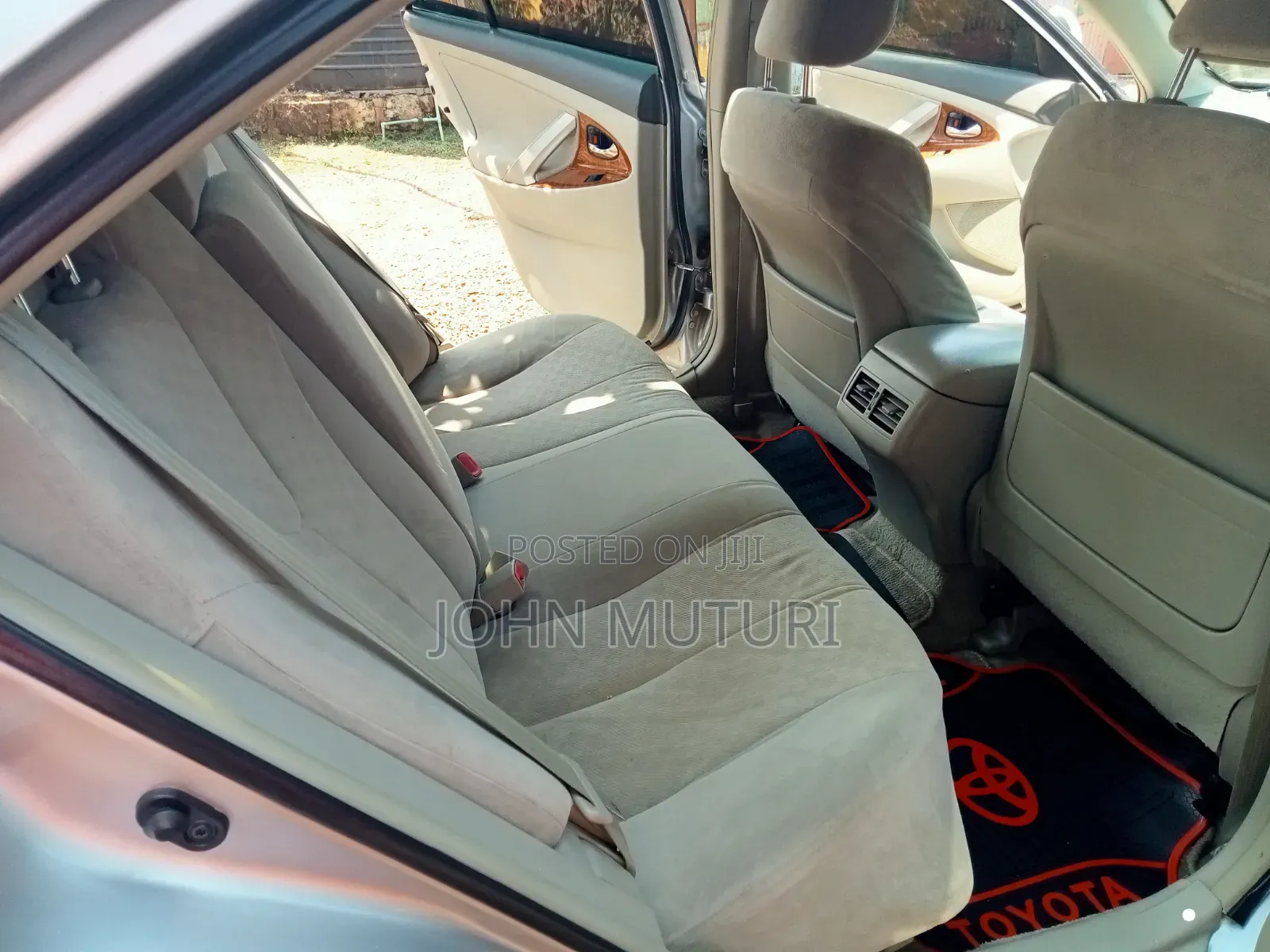 Toyota Camry 2011 Silver