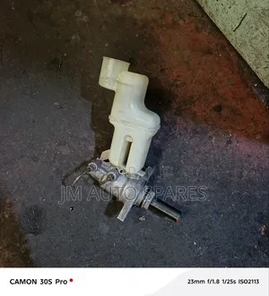 Brake Master Cylinder Toyota Kluger