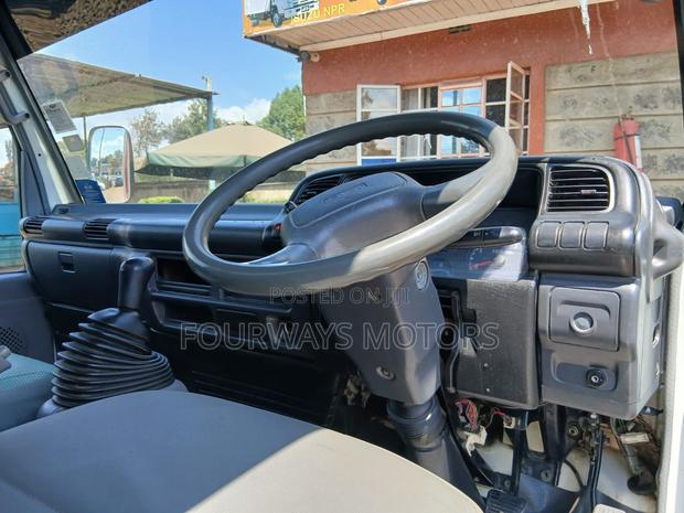 Isuzu NPR KCG - thumbnail 8