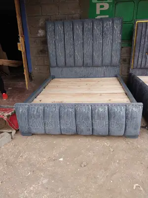 Grey Chester Bed