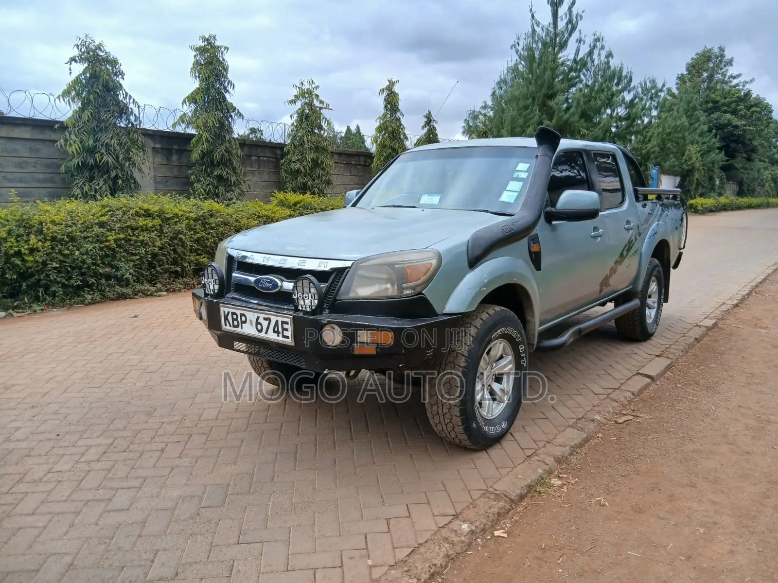 Ford Ranger 2010 Silver