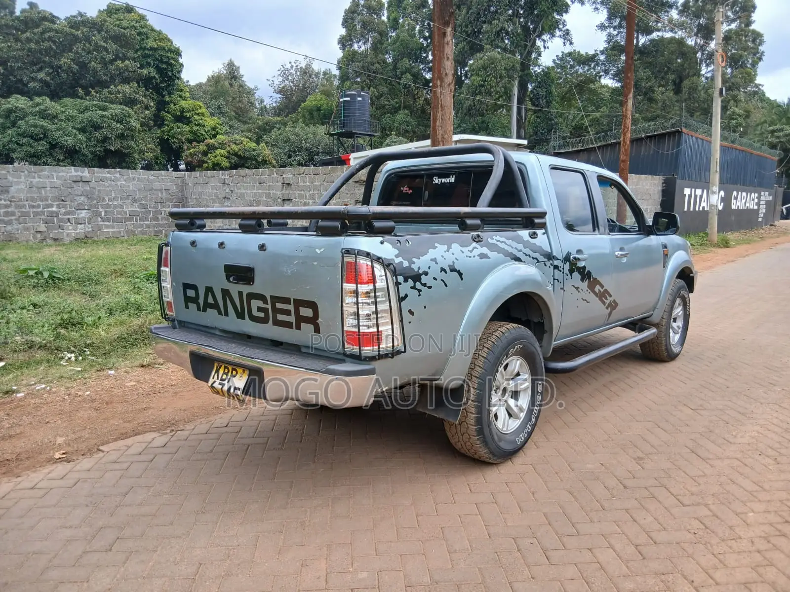 Ford Ranger 2010 Silver