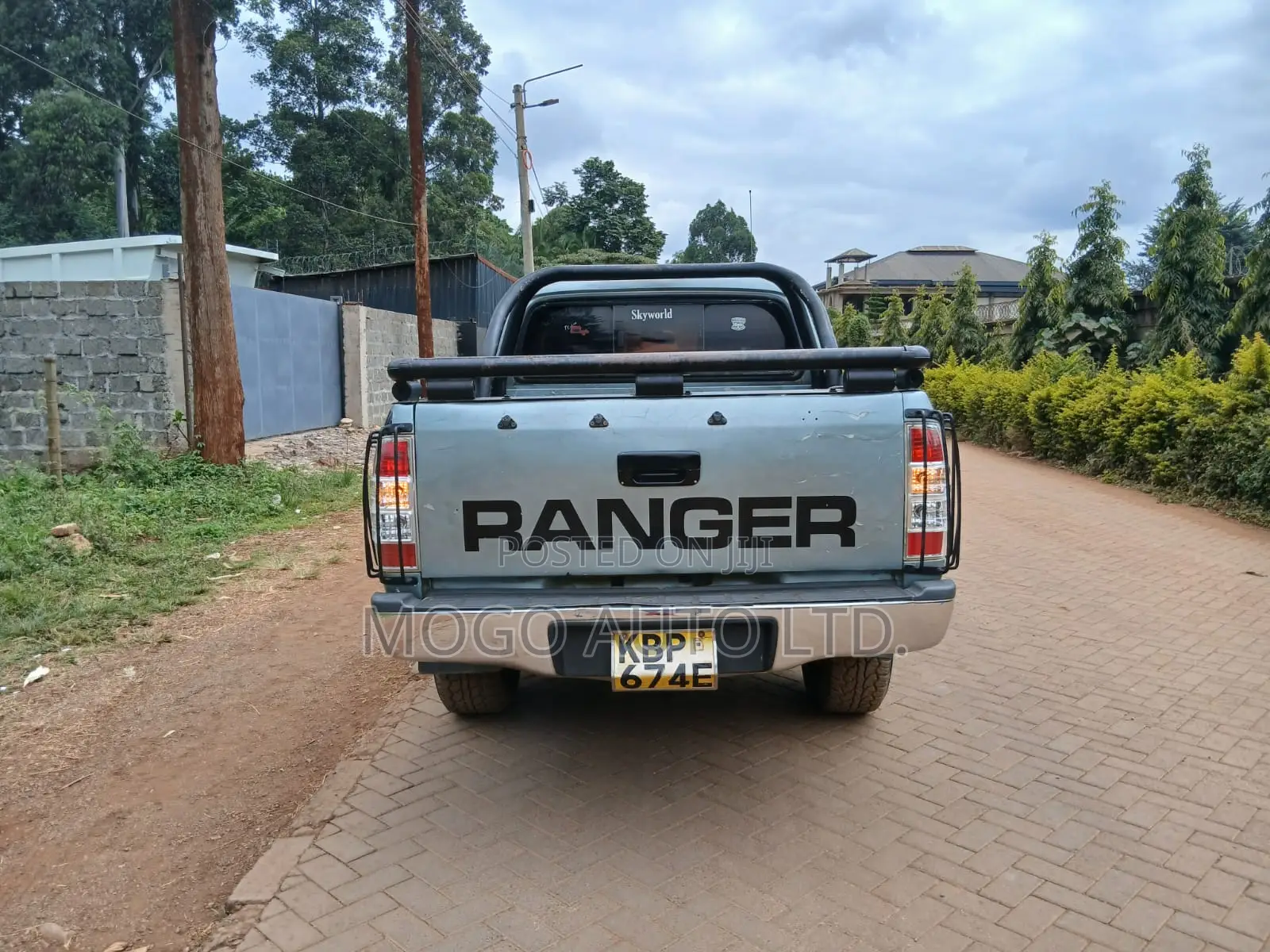 Ford Ranger 2010 Silver