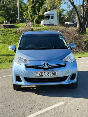 Toyota Ractis 2013