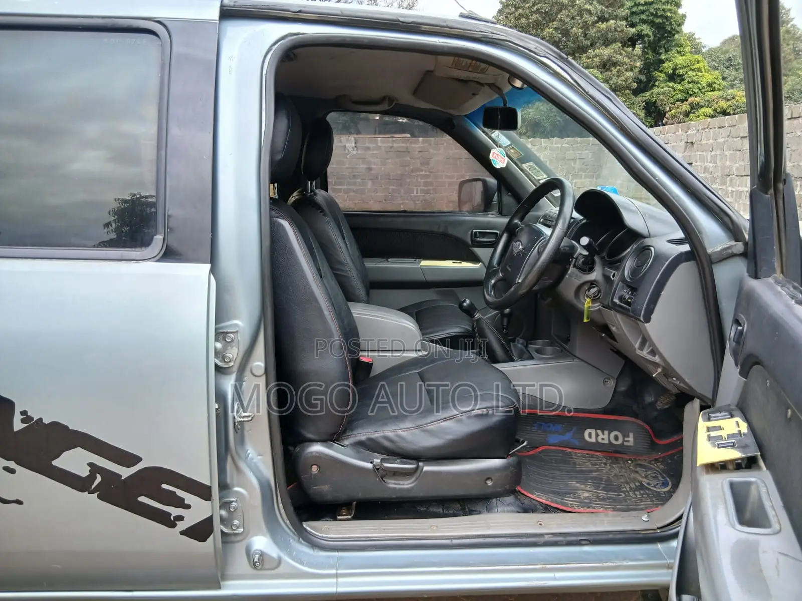 Ford Ranger 2010 Silver