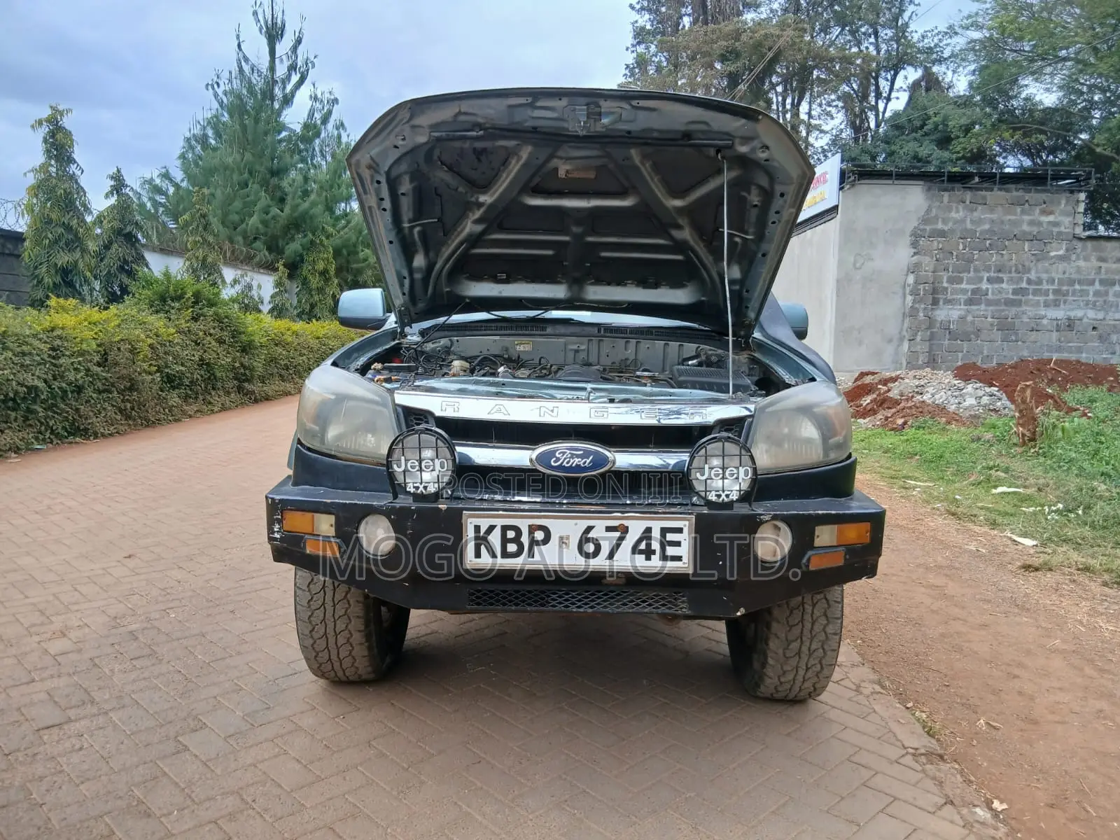 Ford Ranger 2010 Silver