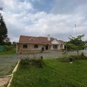5bdrm House in Roysambu for rent