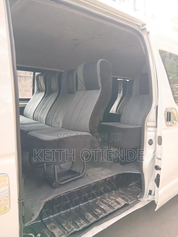 Toyota HiAce 2019 White - thumbnail 8