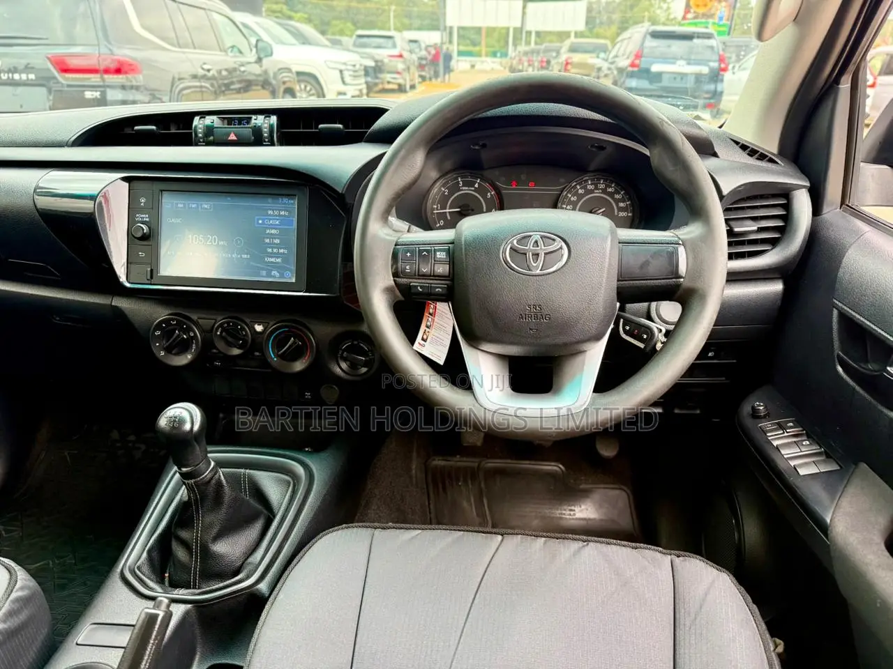 Toyota Hilux 2021 Gray