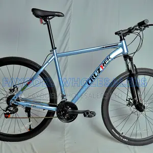 Cruz Trek 29 Inch Mountain Bike
