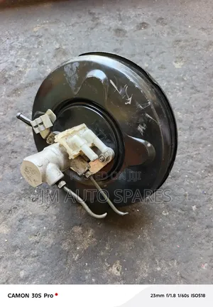 Brake Booster Mitsubishi Fuso Canter 4p10