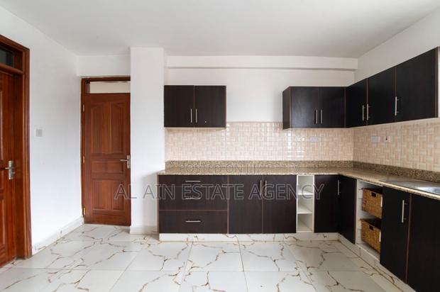 Studio Apartment in Johari Apartments, Hurlingham for rent - thumbnail 4