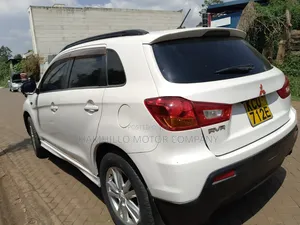 Mitsubishi RVR 2.0 2012 White