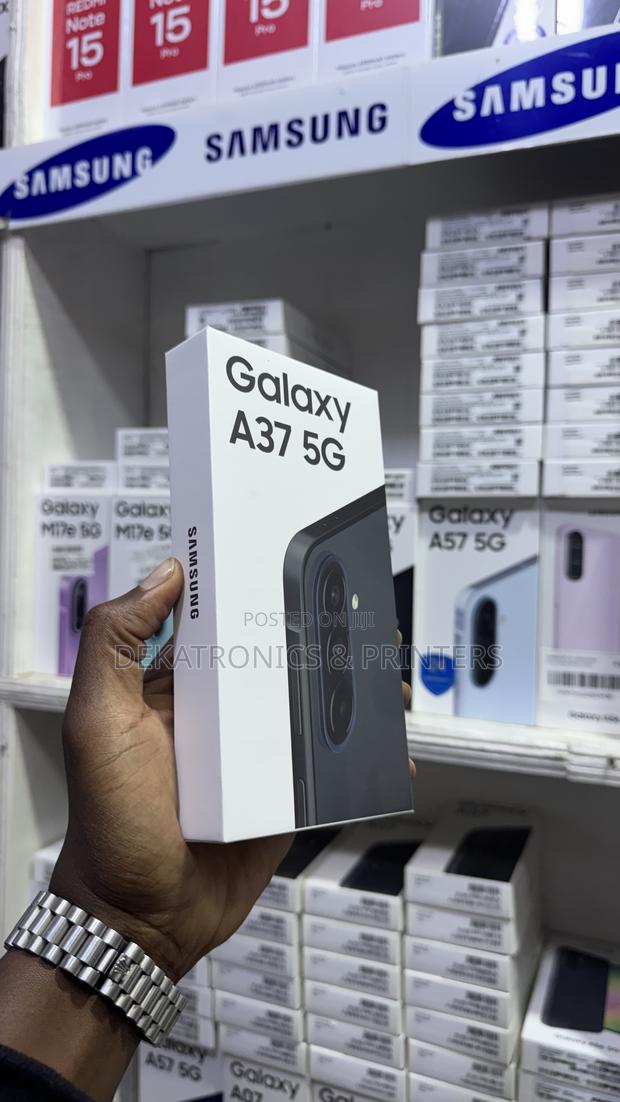 New Samsung Galaxy A37 256 GB Black - thumbnail 3