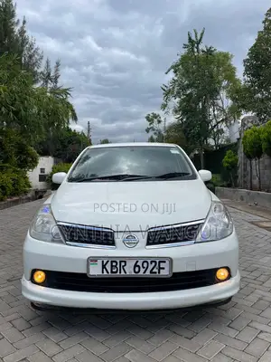 Nissan Tiida 2005 White