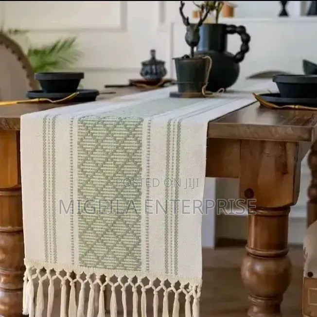 Table Runner Tables Runner