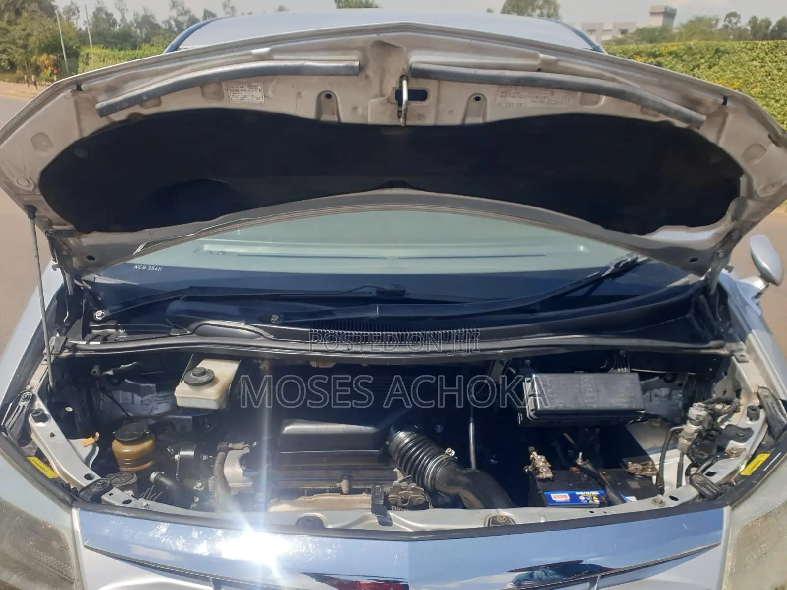 Toyota Noah 2016 Silver