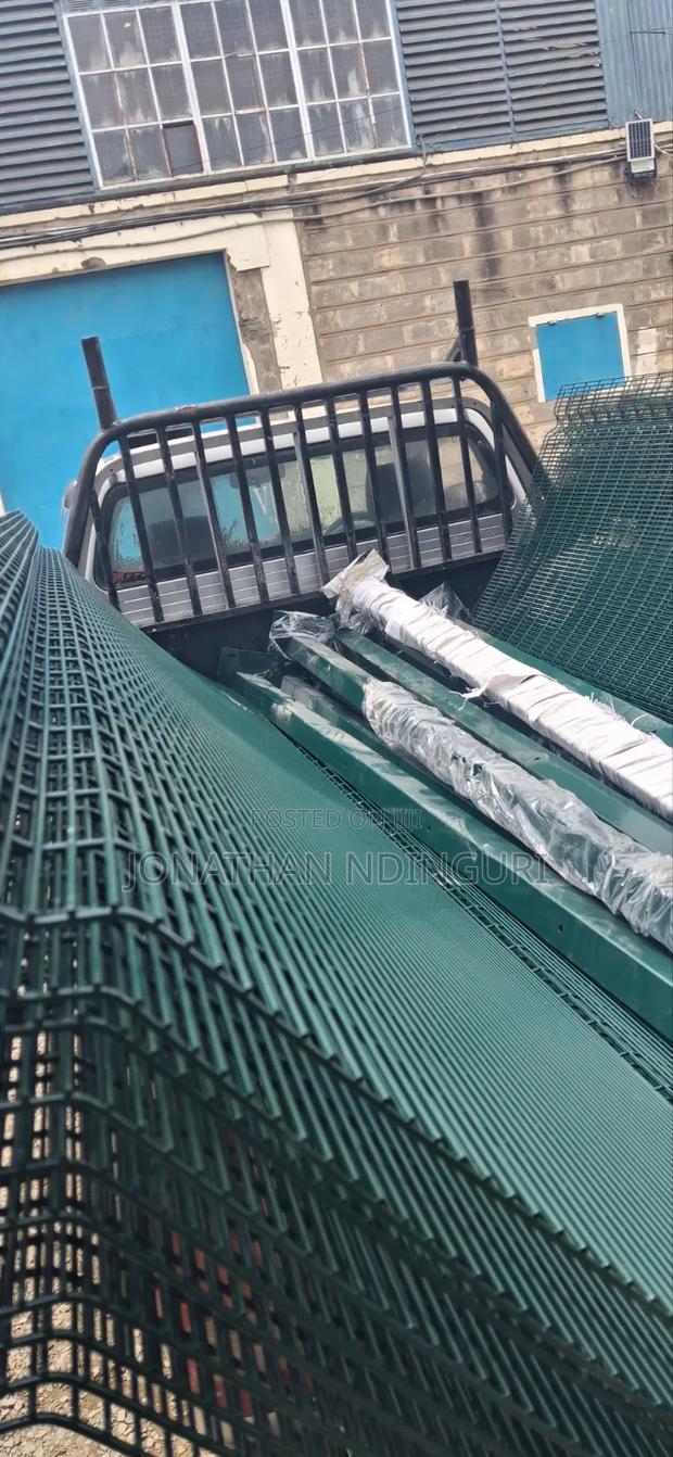 Anticlimb Fence – Maximum Security Mesh Fence - thumbnail 2