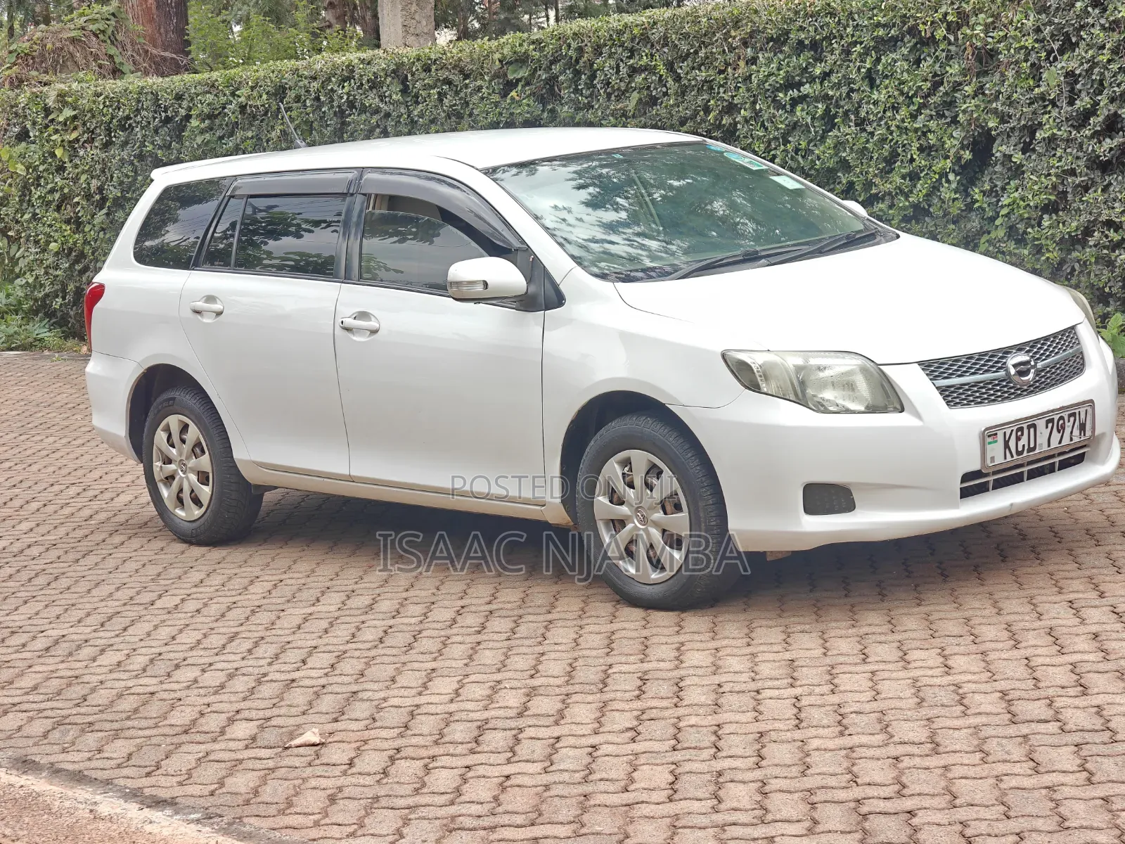 Toyota Corolla Fielder 2009 White
