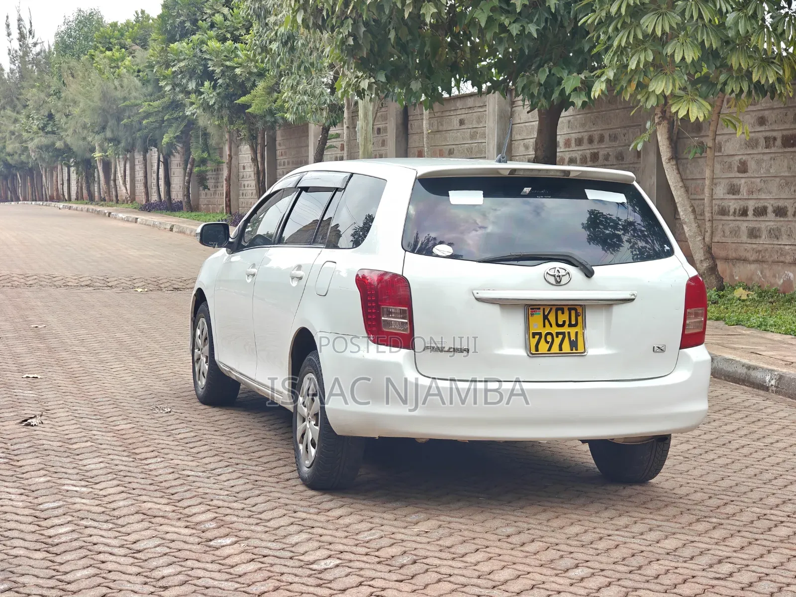 Toyota Corolla Fielder 2009 White