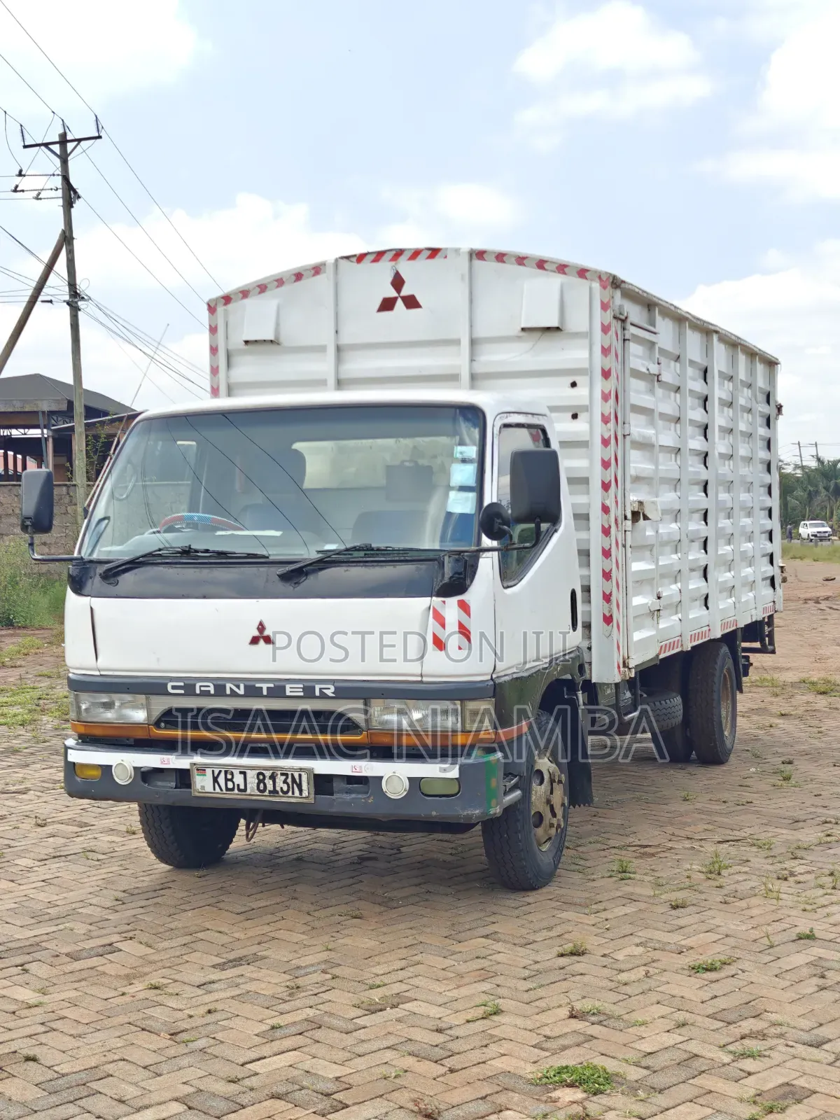 Mitsubishi Canter 2023 White
