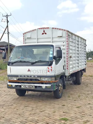 Mitsubishi Canter 2023 White
