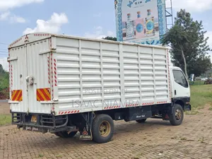 Mitsubishi Canter 2023 White