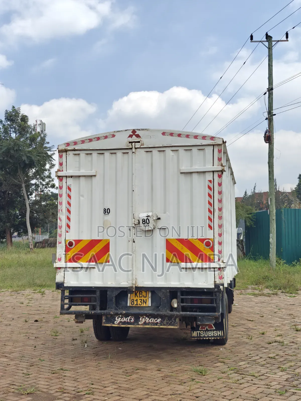 Mitsubishi Canter 2023 White