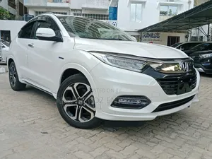 Honda Vezel 2018 White