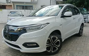 Honda Vezel 2018 White