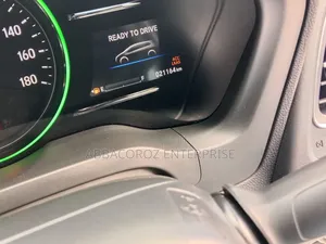 Honda Vezel 2018 White