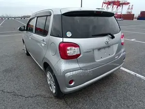 Toyota Passo 1.0 FWD 2020 Silver