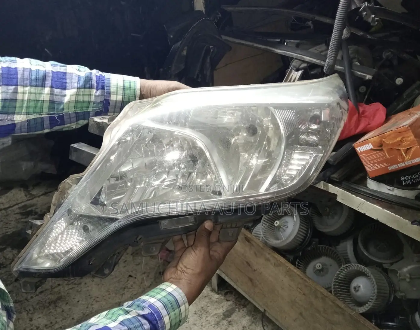 Headlight Land Cruiser Prado 150