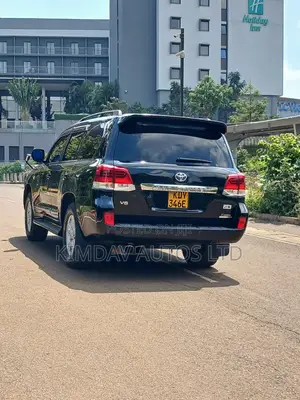 Toyota Land Cruiser 2008 Black