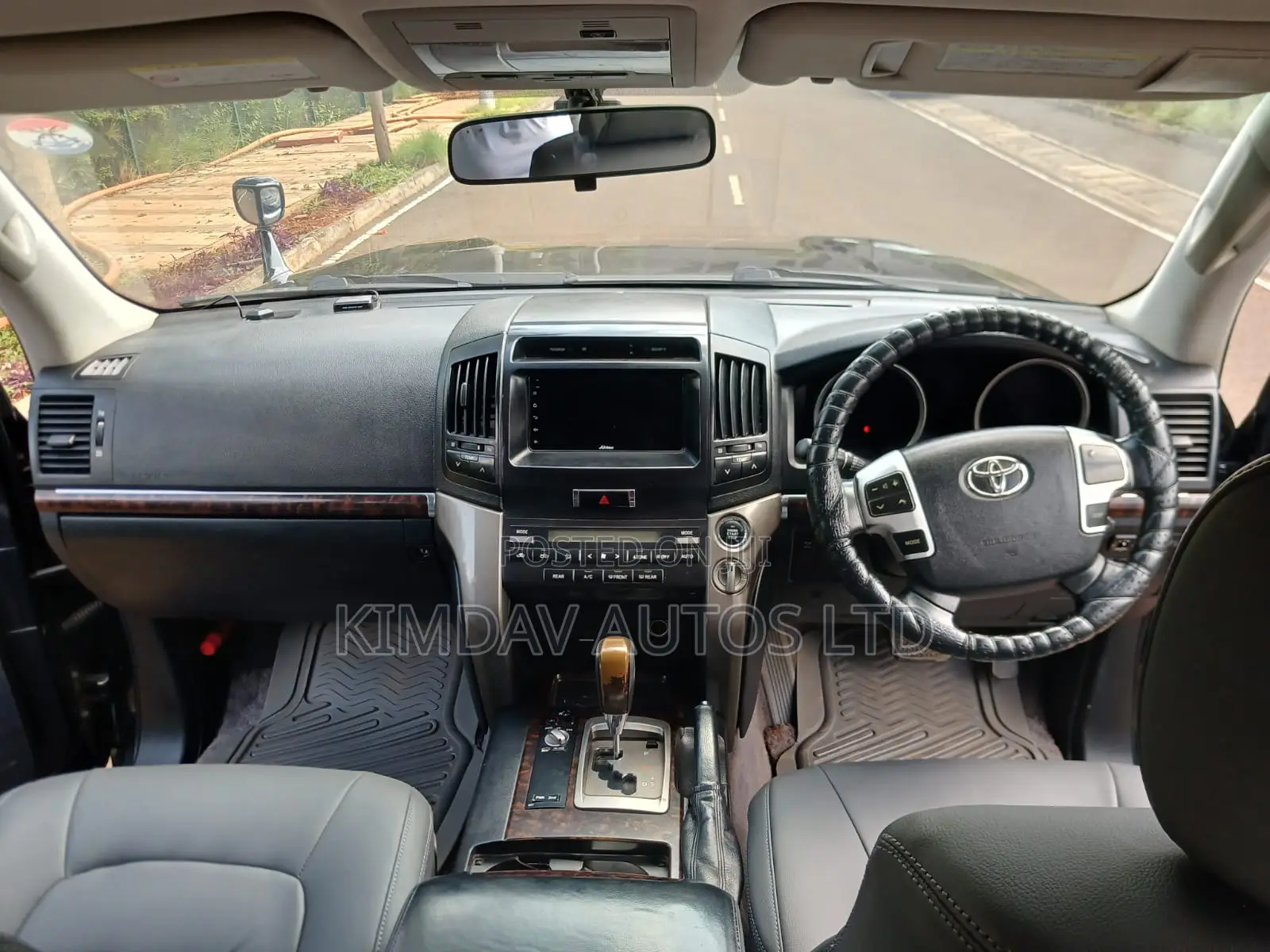 Toyota Land Cruiser 2008 Black