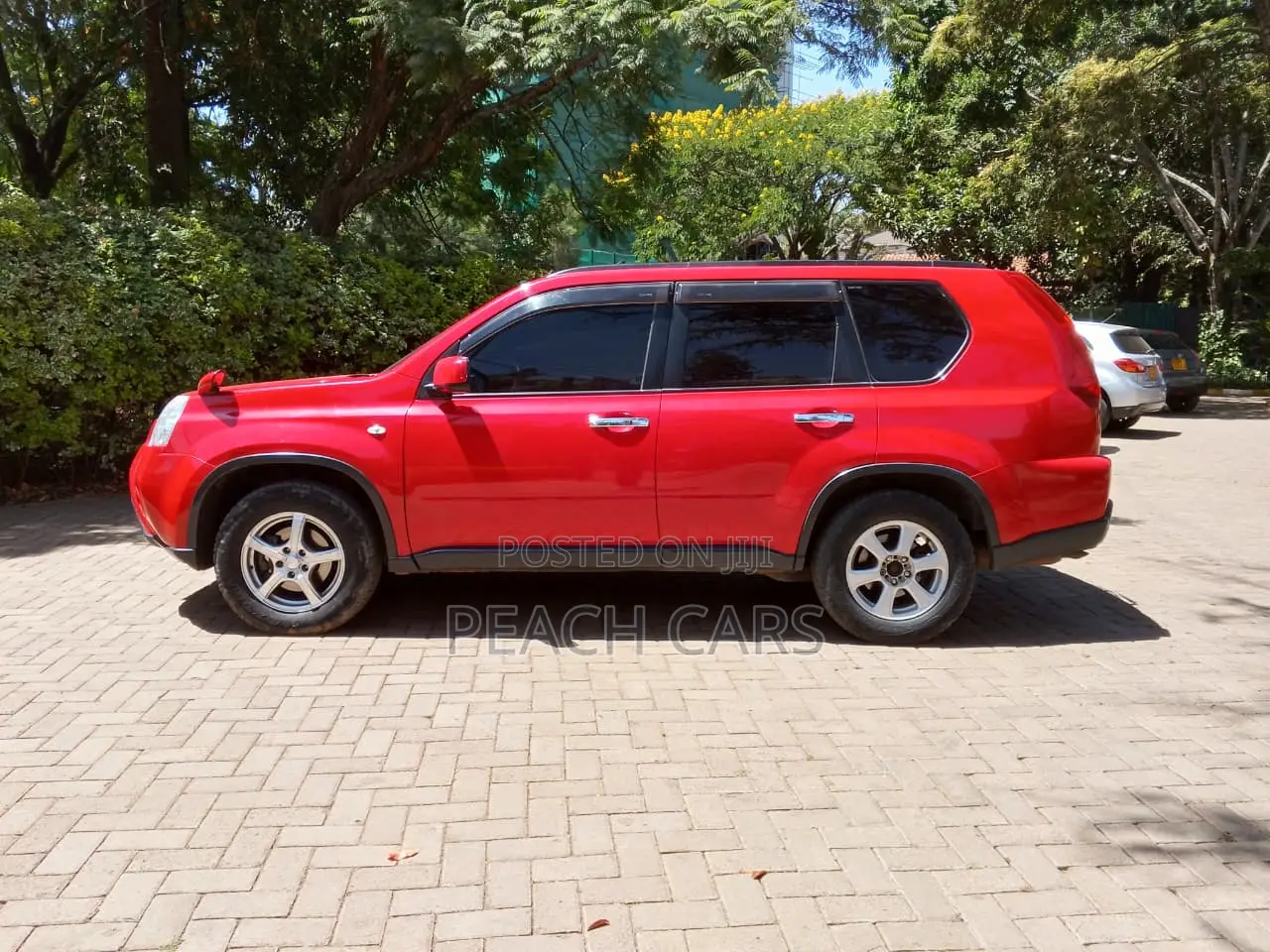 Nissan X-Trail 2013 Red