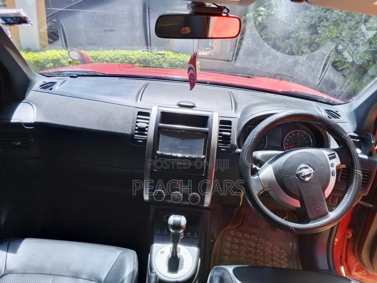 Nissan X-Trail 2013 Red