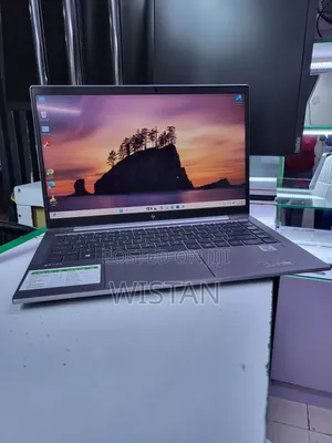Laptop HP ZBook Firefly 14 G7 16GB Intel Core i7 SSD 256GB