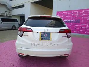 Honda Vezel 2015 White