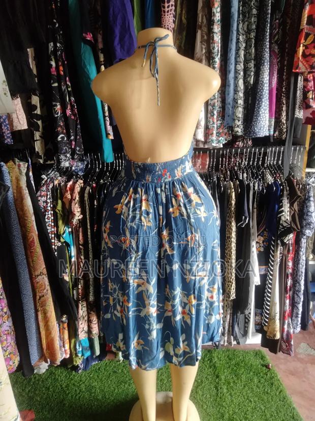 Blue Floral Halter V-neck Fit And Flare Dress - thumbnail 2