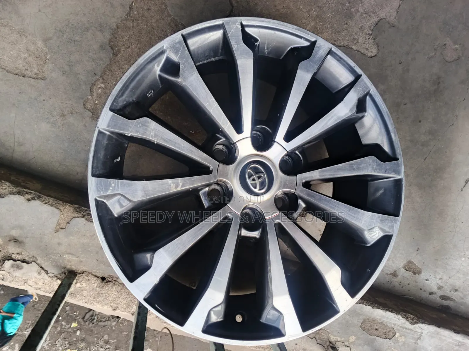 Size 19 Prado Spare Wheel