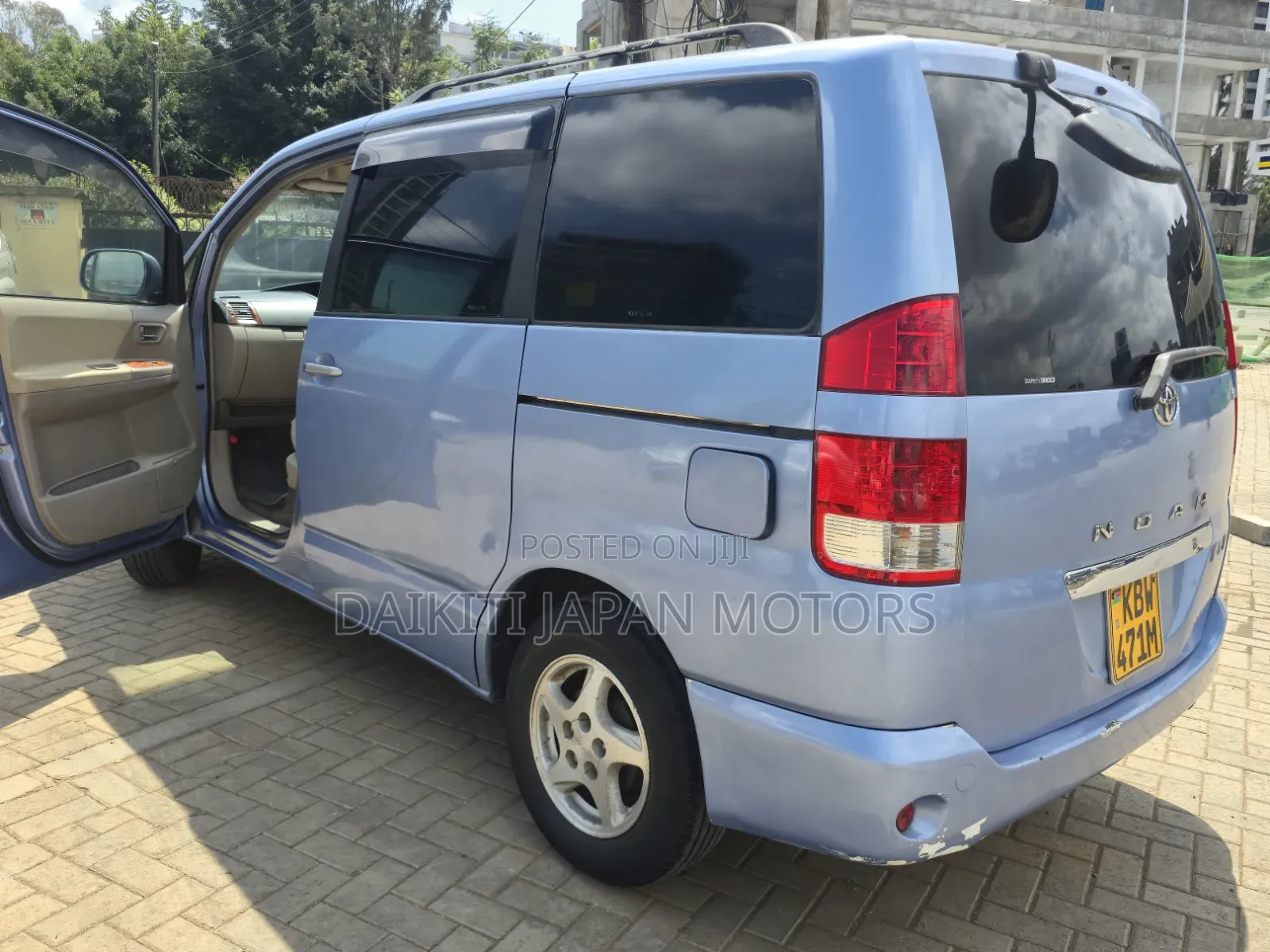 Toyota Noah 2007 Blue