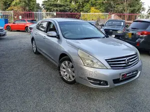 Nissan Teana 2010 Silver